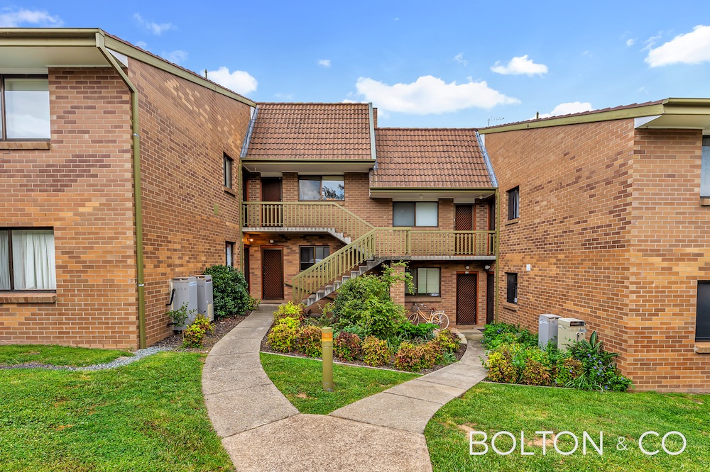 10/2 Buik Place, Belconnen, ACT 2617 Australia