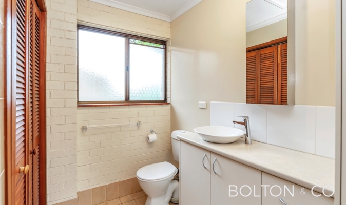 10/2 Buik Place, Belconnen, ACT 2617