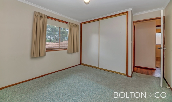 10/2 Buik Place, Belconnen, ACT 2617