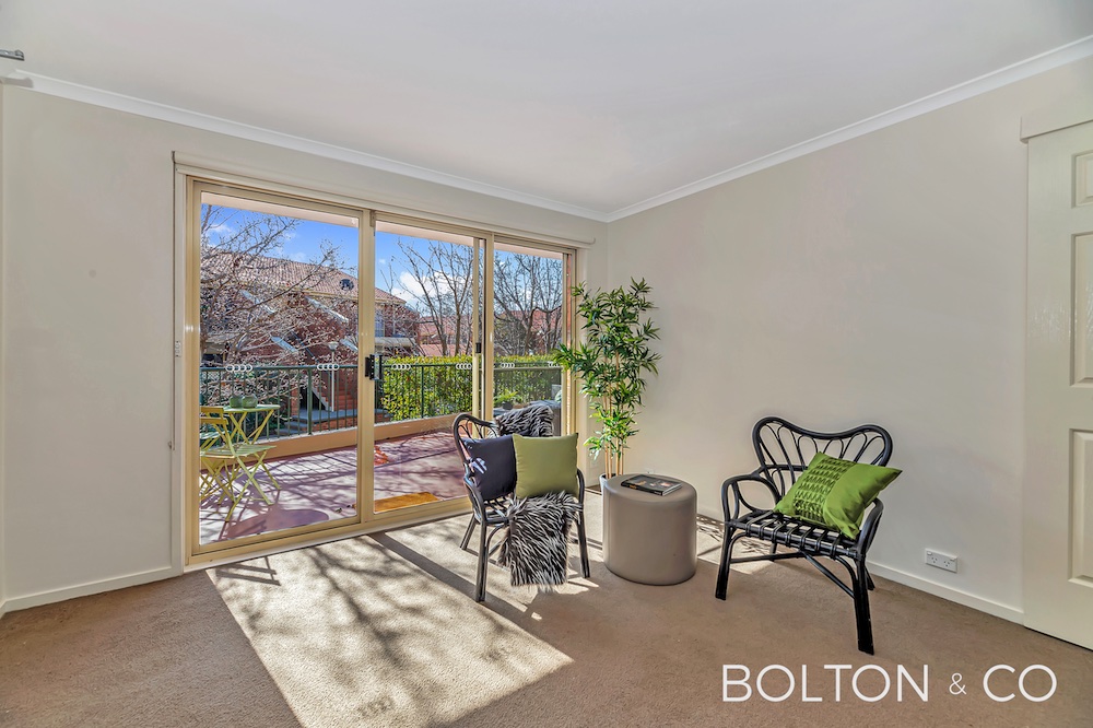 27/44 Jerrabomberra Avenue, Narrabundah, ACT 2604