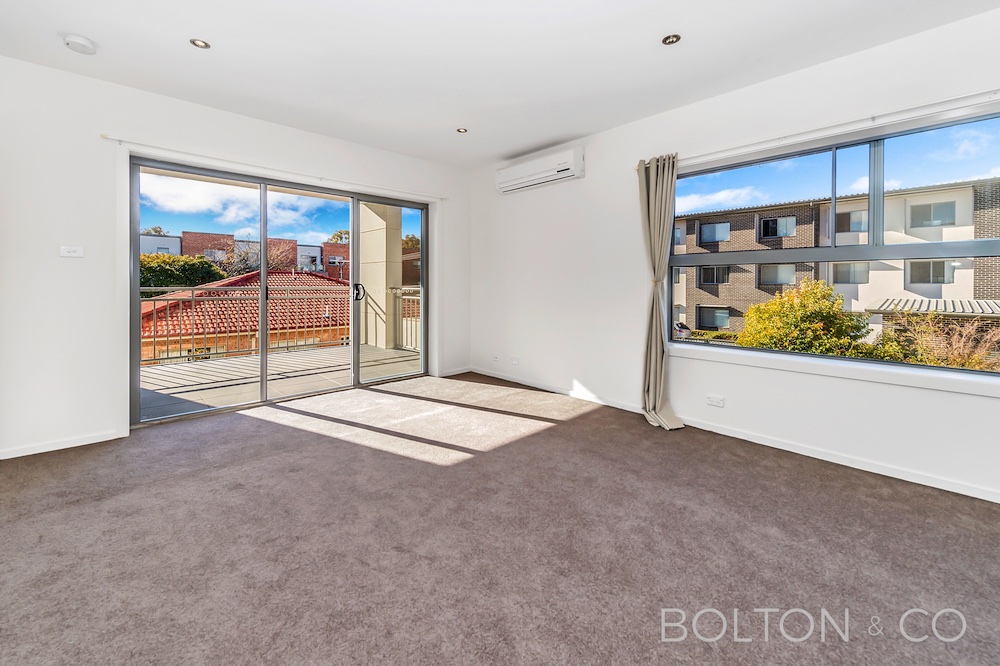 8/12 Towns Crescent, Turner, ACT 2612