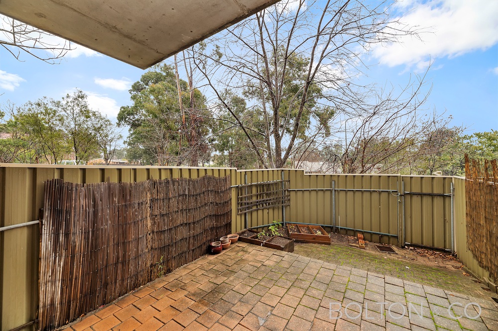 9/2 Buik Place, Belconnen, ACT 2617