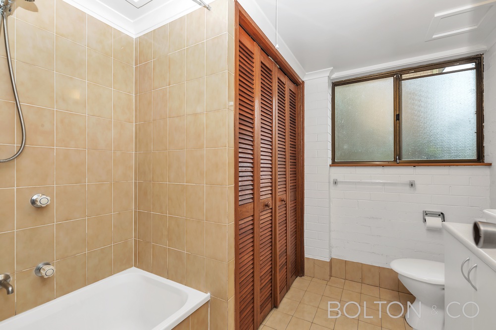 9/2 Buik Place, Belconnen, ACT 2617