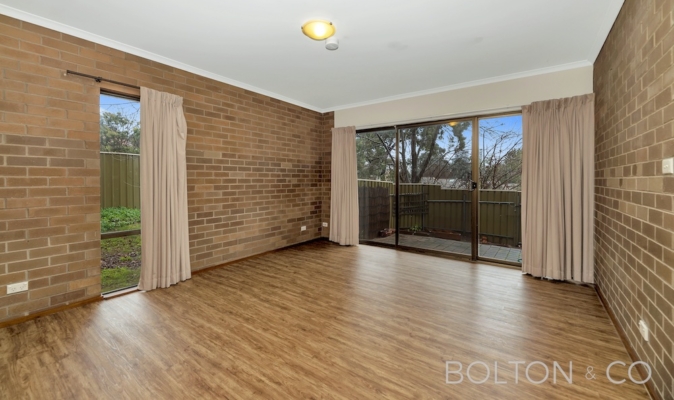 9/2 Buik Place, Belconnen, ACT 2617