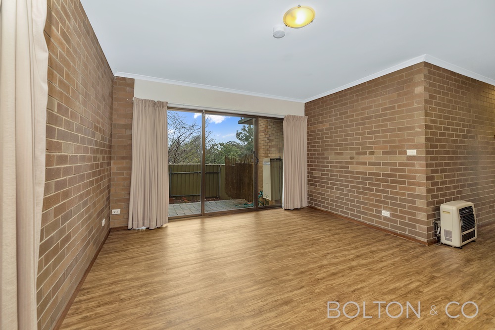 9/2 Buik Place, Belconnen, ACT 2617