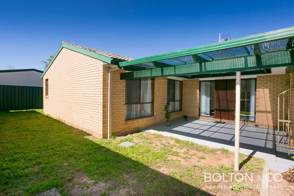 8 Cottrell Place, Richardson, ACT 2905