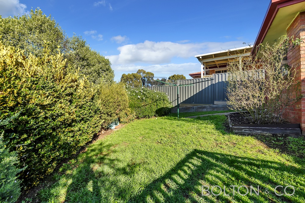 57 Bunduluk Cres, Ngunnawal, ACT 2913 Australia