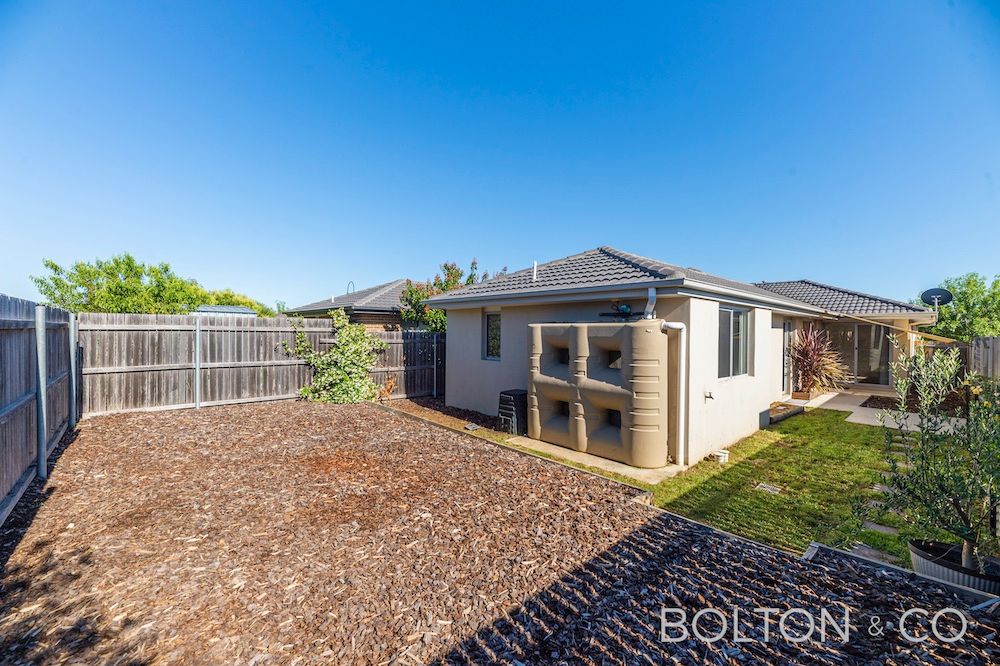 19 Stang Pl, Macgregor, ACT 2615