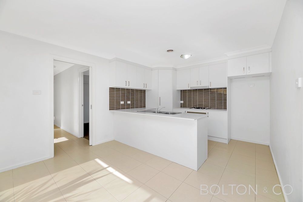 19 Stang Pl, Macgregor, ACT 2615