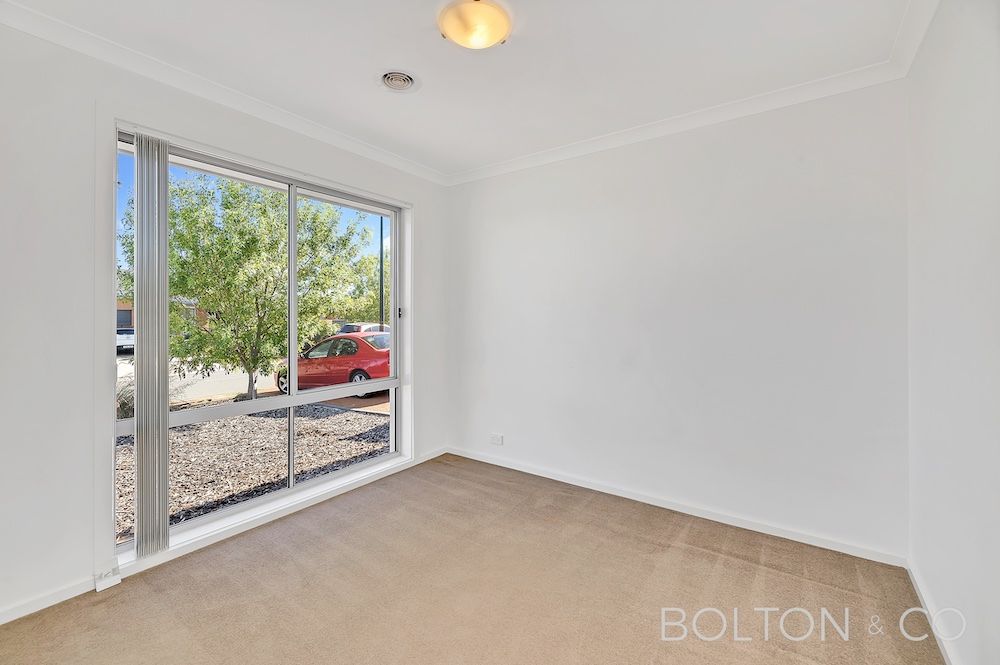 19 Stang Pl, Macgregor, ACT 2615