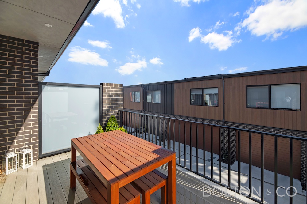 7 Bicheno Mews, Watson, ACT 2602 Australia