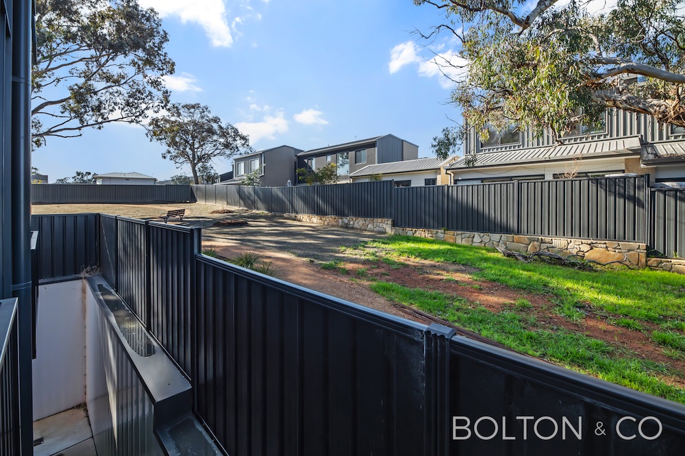 7 Bicheno Mews, Watson, ACT 2602 Australia