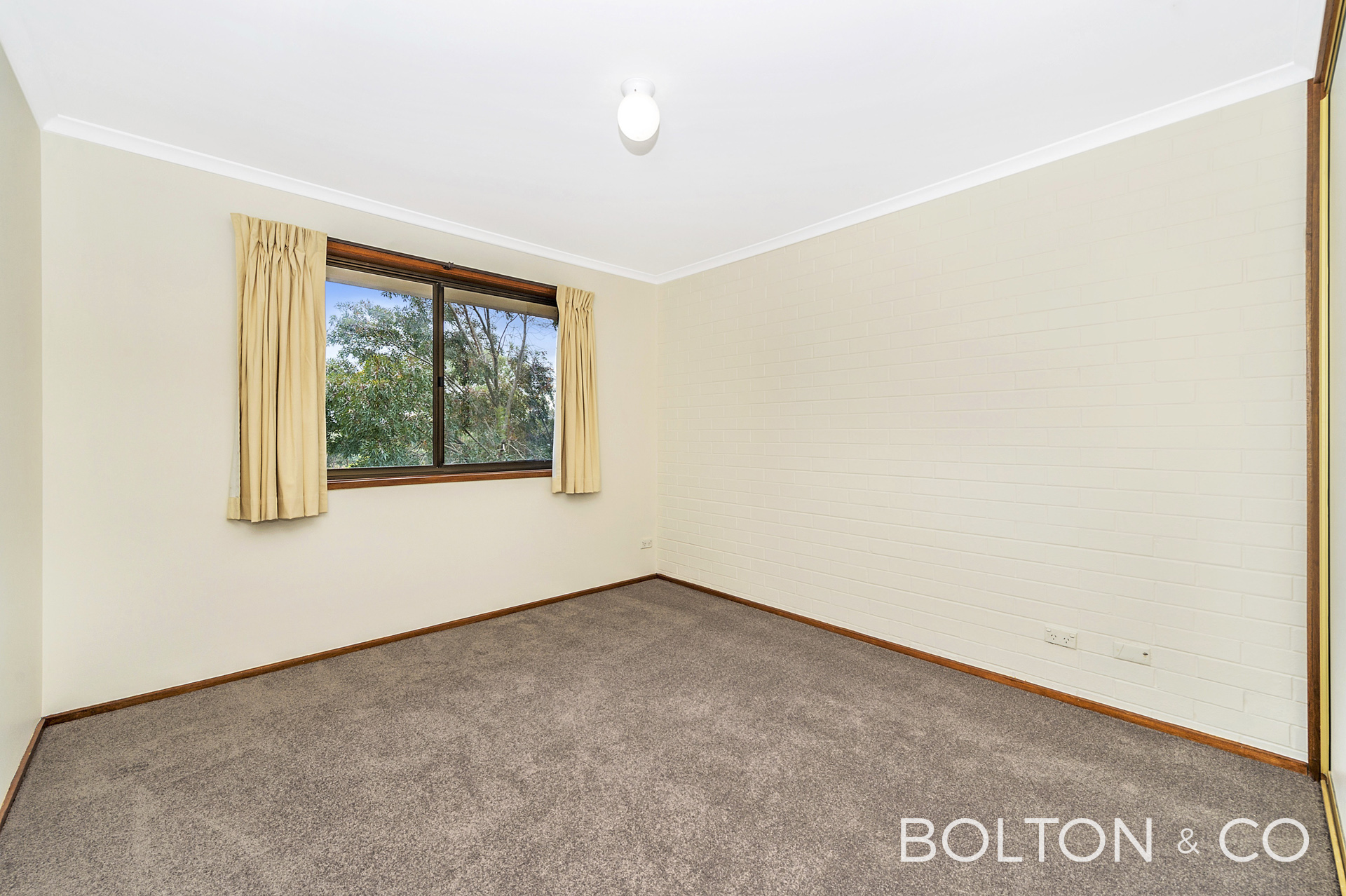 12/2 Buik Place, Belconnen, ACT 2617