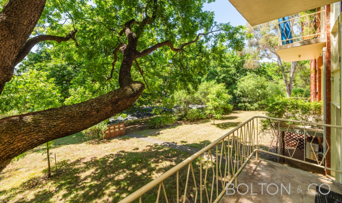 1/27 Mackennal Street, Lyneham, ACT 2602