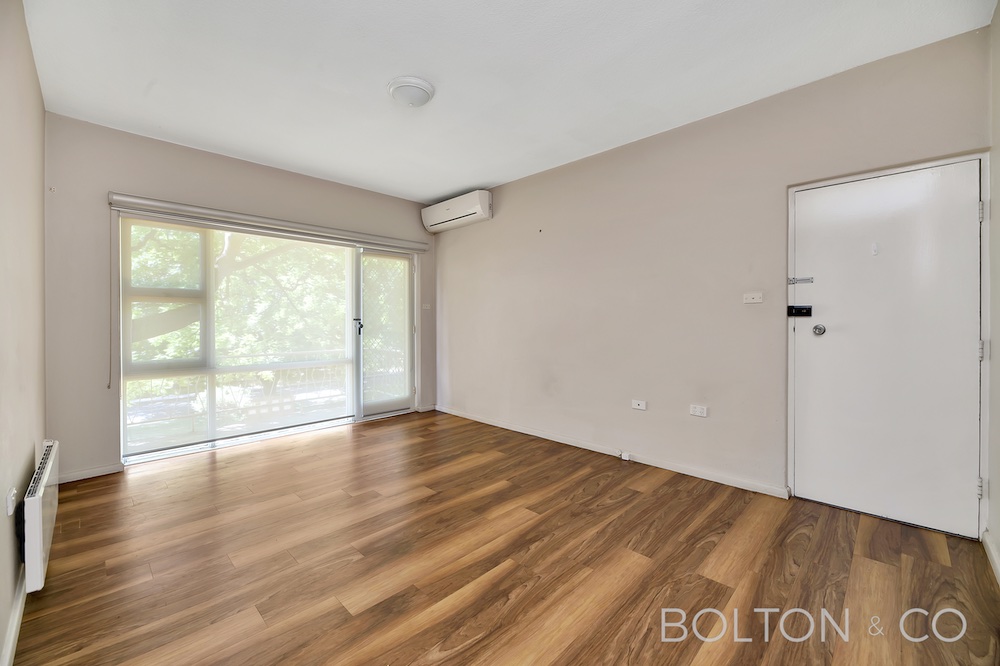 1/27 Mackennal Street, Lyneham, ACT 2602