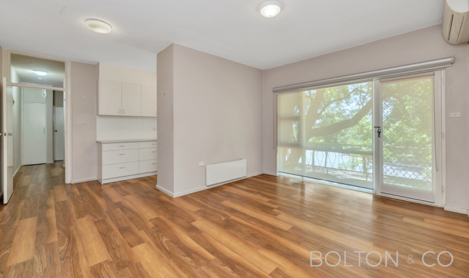 1/27 Mackennal Street, Lyneham, ACT 2602