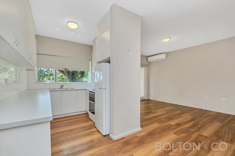 1/27 Mackennal Street, Lyneham, ACT 2602