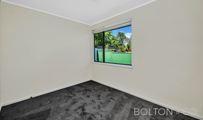 8 Yabsley Place, Charnwood, ACT 2615