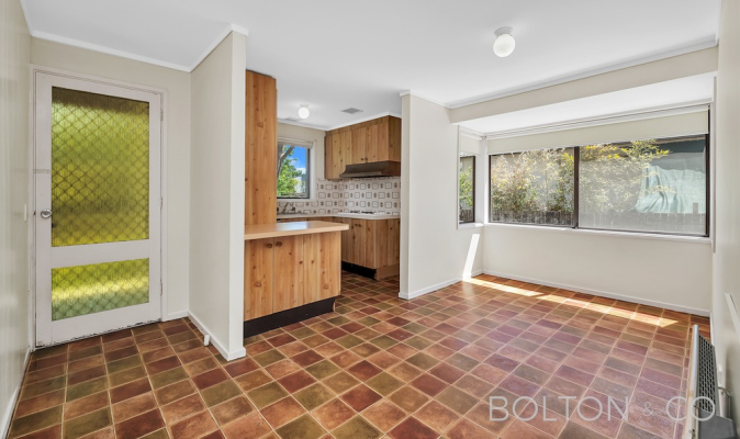 8 Yabsley Place, Charnwood, ACT 2615