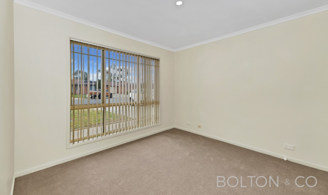 8 Yagan Place, Ngunnawal, ACT 2913