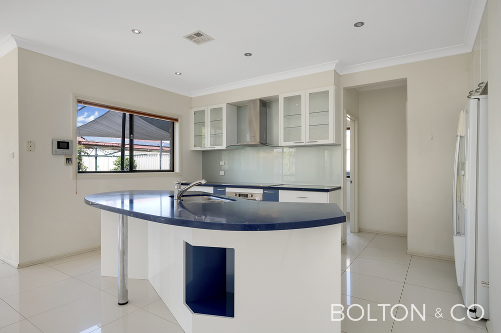 12 Douglas Waterhouse Dr, Dunlop, ACT 2615 Australia