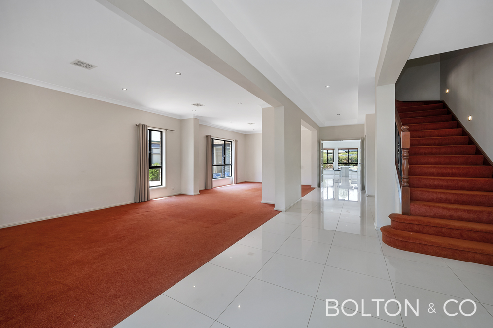 12 Douglas Waterhouse Dr, Dunlop, ACT 2615 Australia