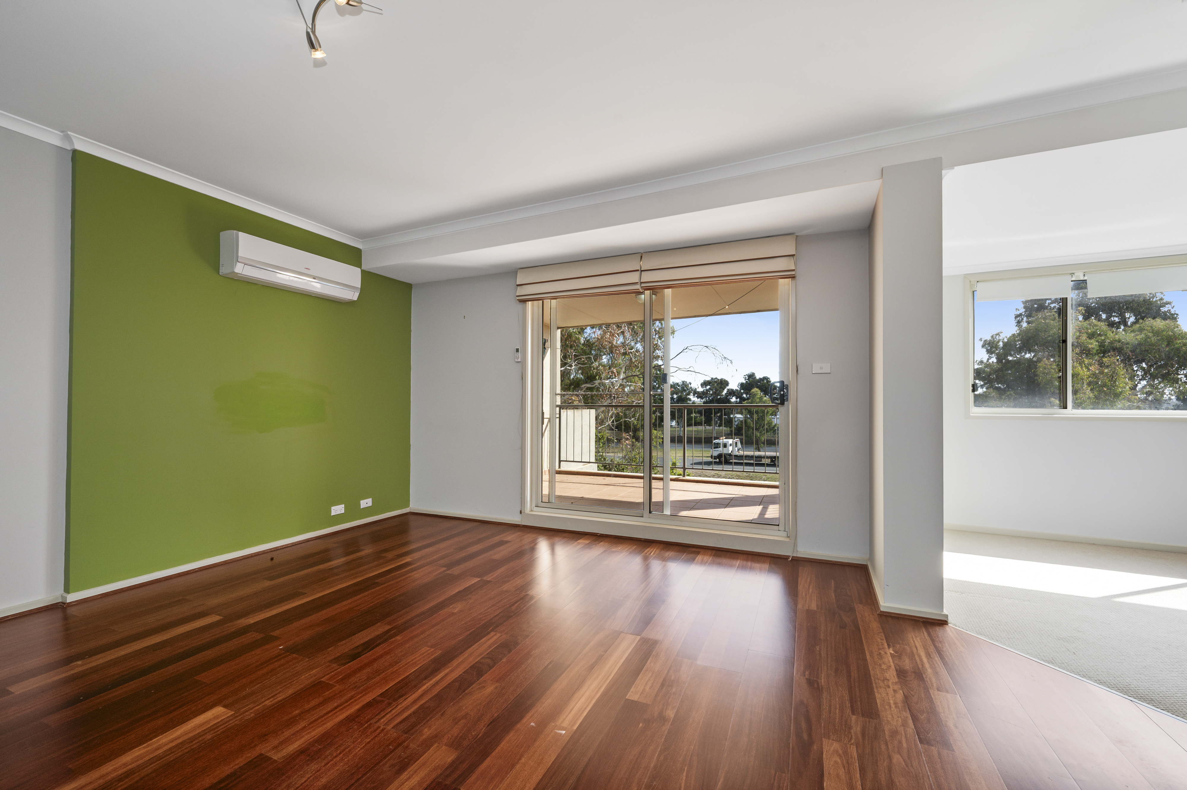 136/20 Federal Hwy, Watson, ACT 2602 Australia