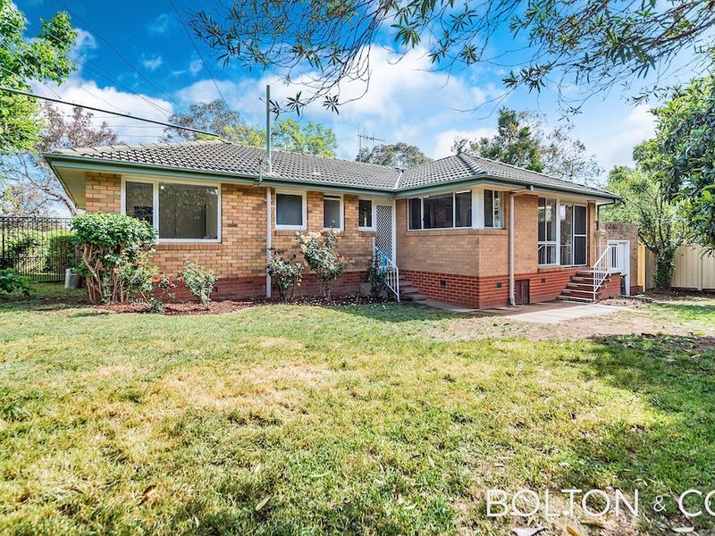 39 Glossop Cres, Campbell, ACT 2612