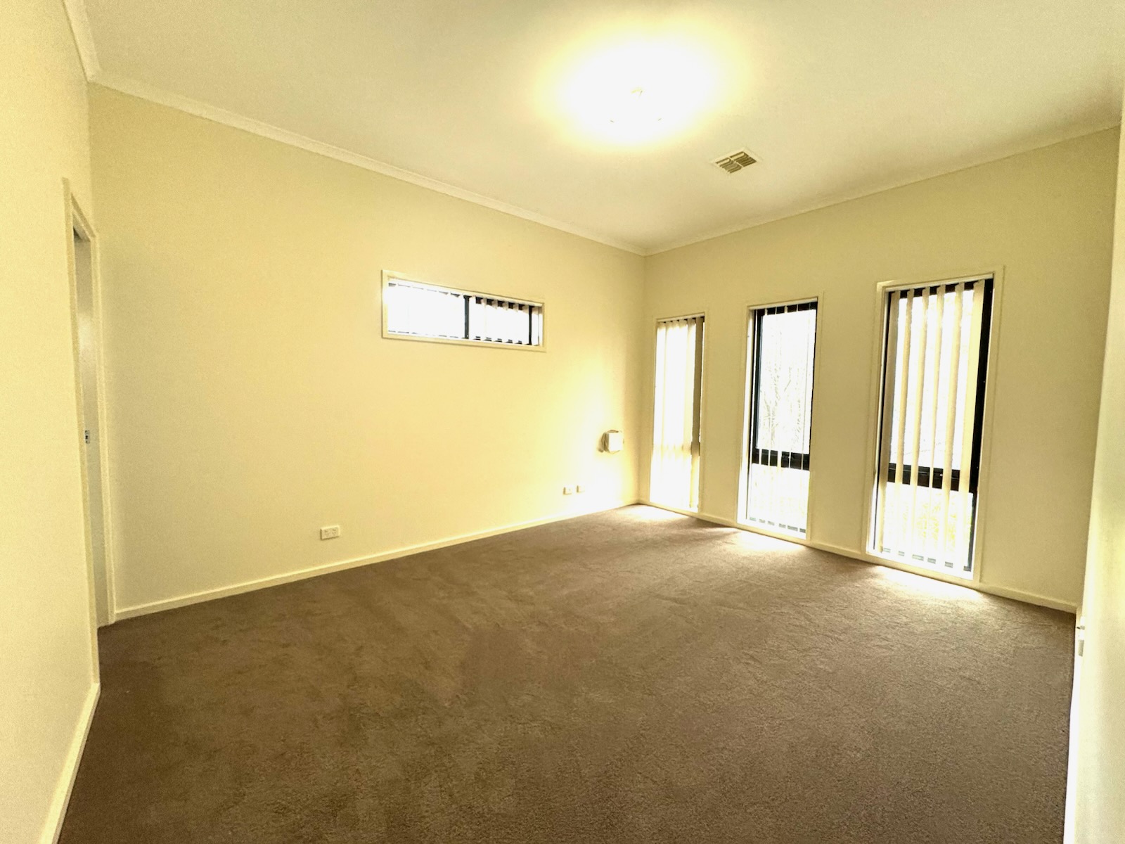 4 Mary Lee St, Bonython, ACT 2905 Australia