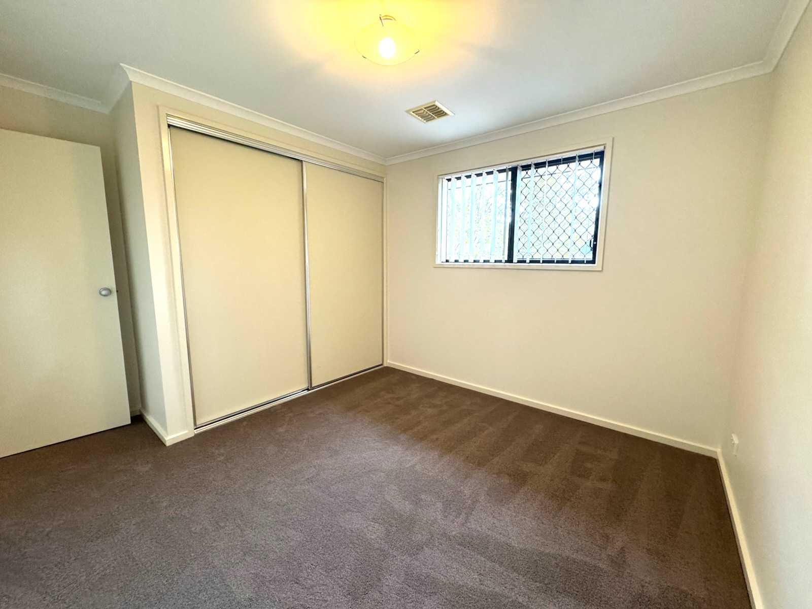 4 Mary Lee St, Bonython, ACT 2905 Australia