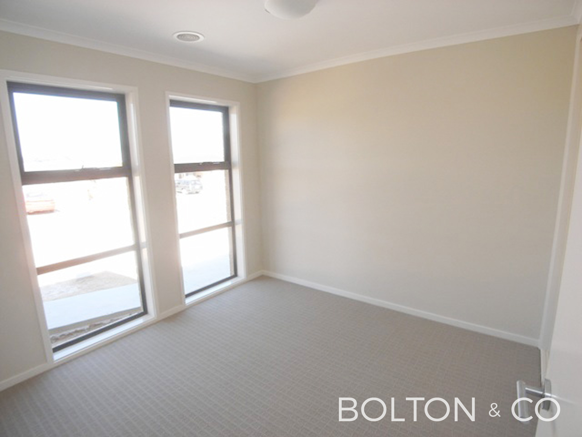 4 Keaney Street, Macgregor, ACT 2615