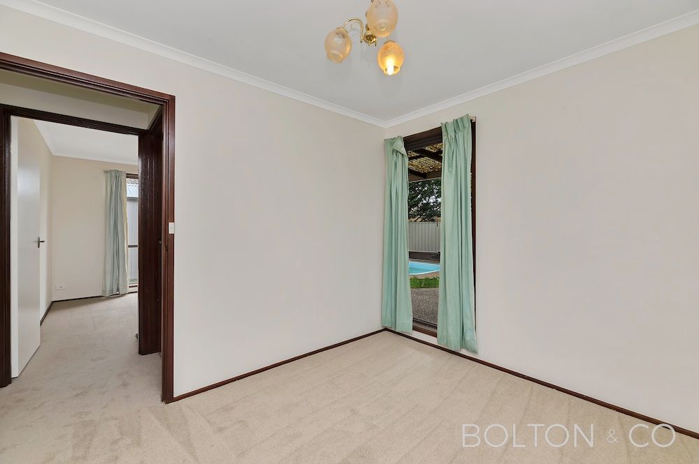 8 Mcghie Pl, Latham, ACT 2615 Australia