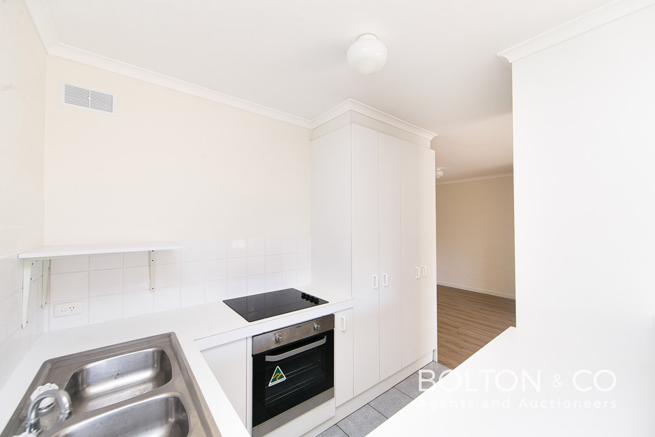 8/4 Antis Street, Phillip, ACT 2606