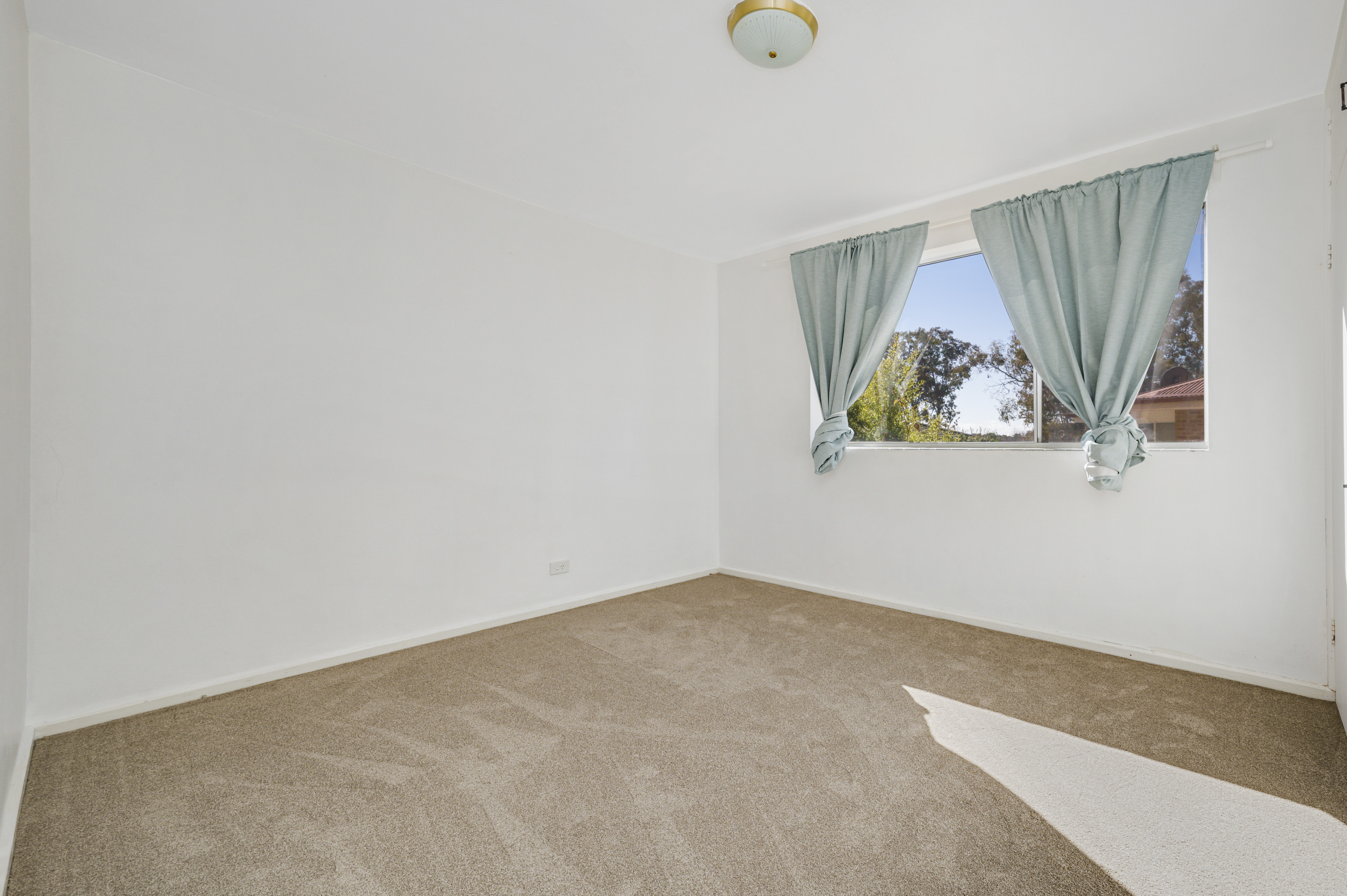 1/15 Biraban Place, Macquarie, ACT 2614