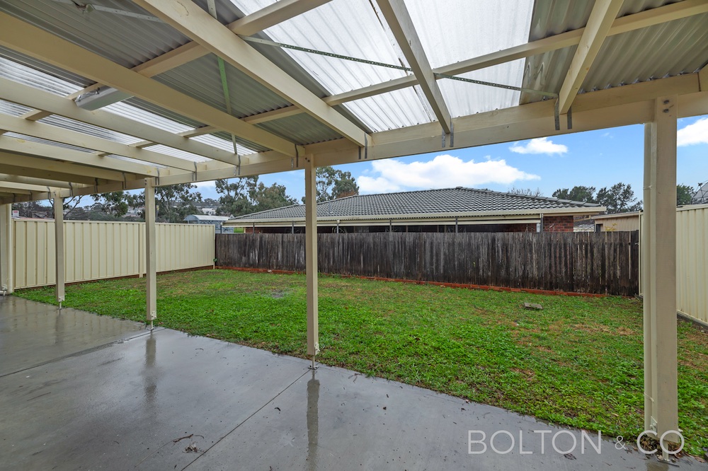 18 Unaipon Ave, Ngunnawal, ACT 2913 Australia