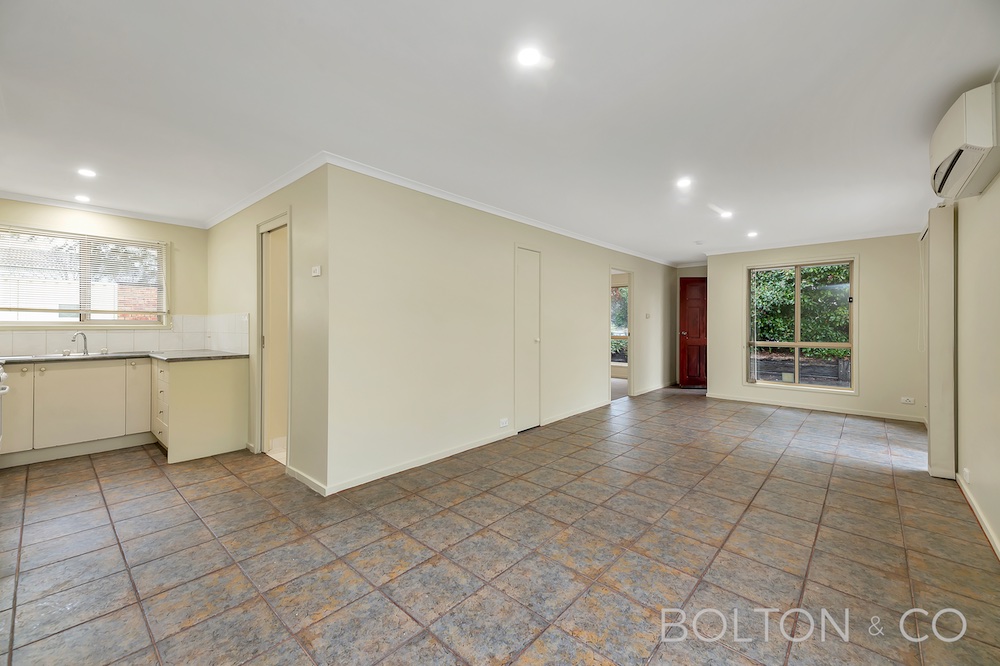 18 Unaipon Ave, Ngunnawal, ACT 2913 Australia