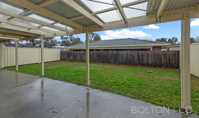 18 Unaipon Ave, Ngunnawal, ACT 2913 Australia