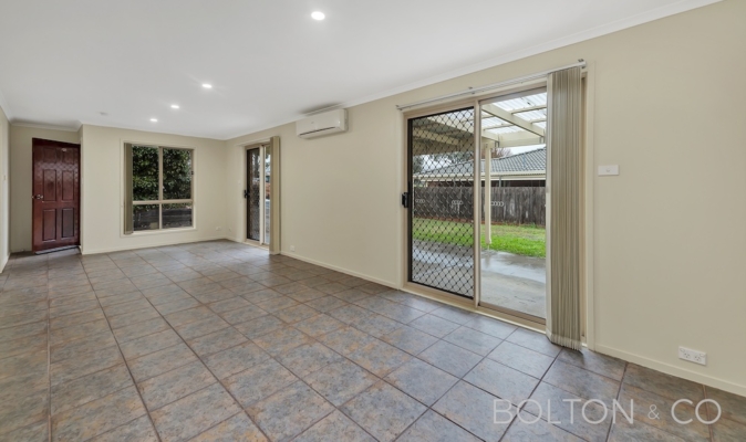 18 Unaipon Ave, Ngunnawal, ACT 2913 Australia