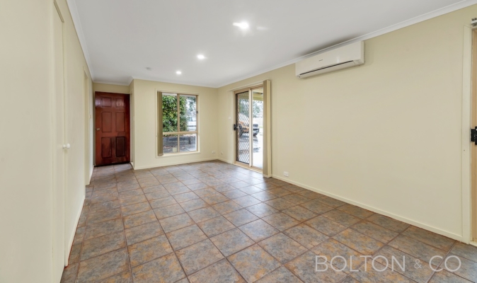 18 Unaipon Ave, Ngunnawal, ACT 2913 Australia