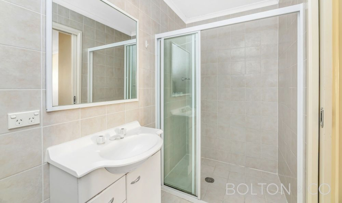 104/20 Federal Hwy, Watson, ACT 2602 Australia