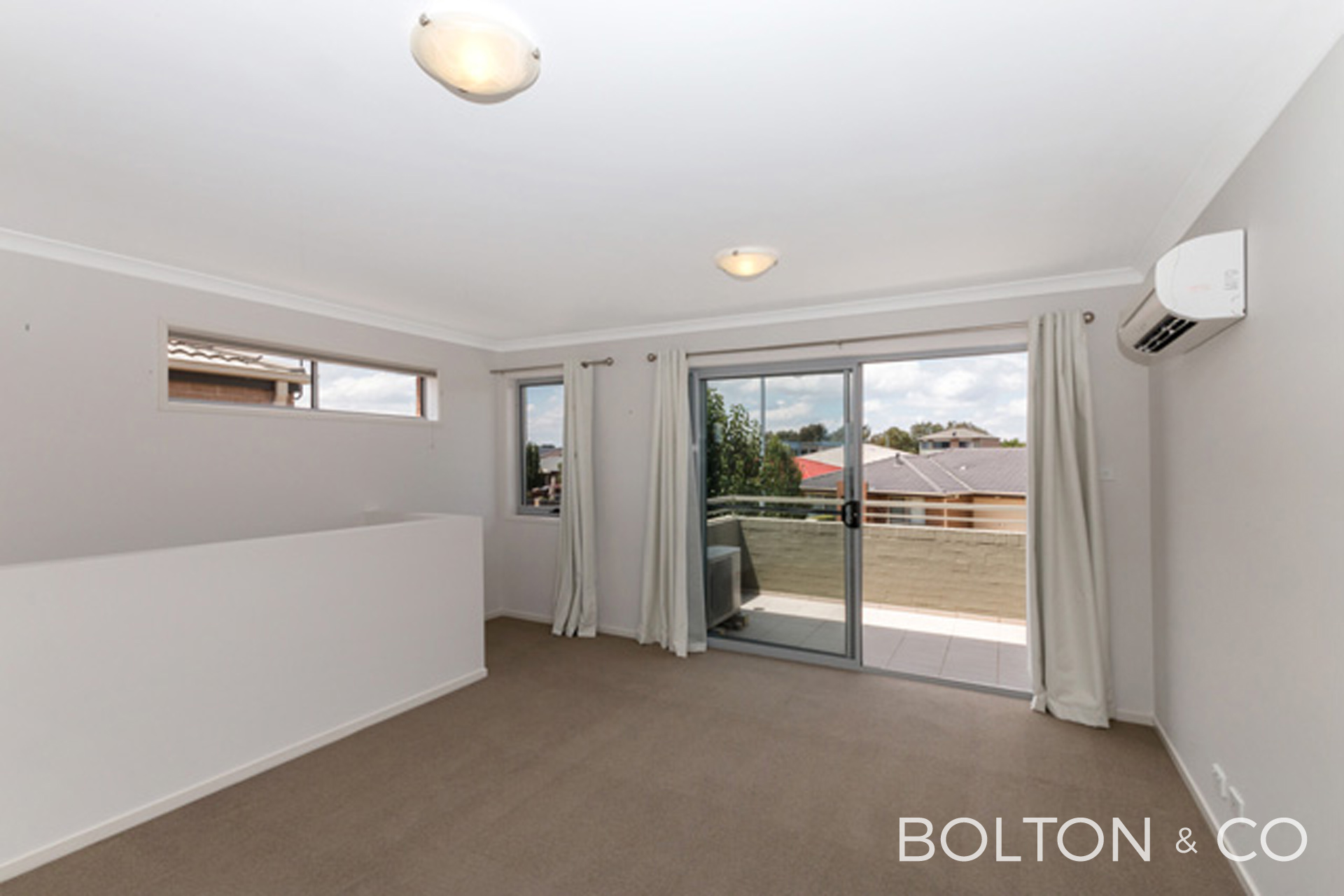 2/21 Excalibur Street, Dunlop, ACT 2615 Ca